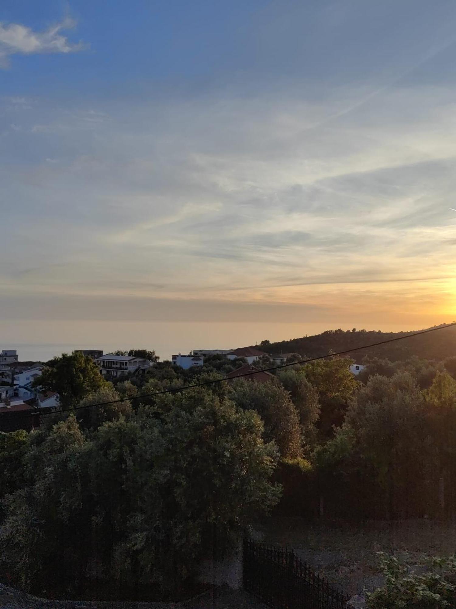 Bor - The Entire Home With Sea View Улцин Екстериор снимка